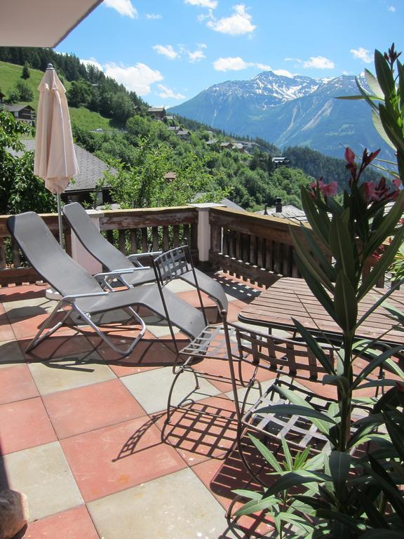 Bed and Breakfast La Demeure Des Elfes Альбинен Экстерьер фото
