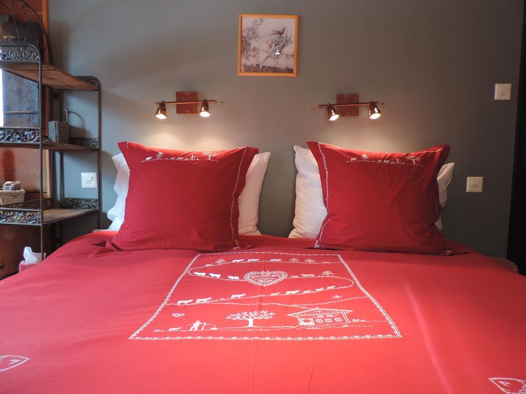 Bed and Breakfast La Demeure Des Elfes Альбинен Номер фото