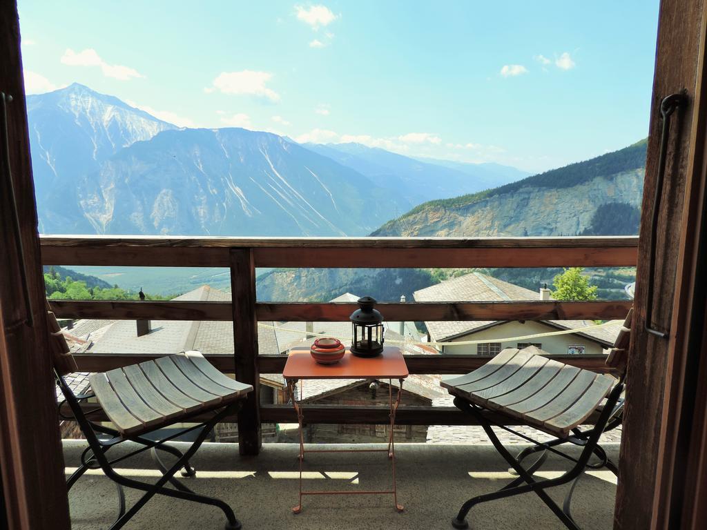 Bed and Breakfast La Demeure Des Elfes Альбинен Номер фото
